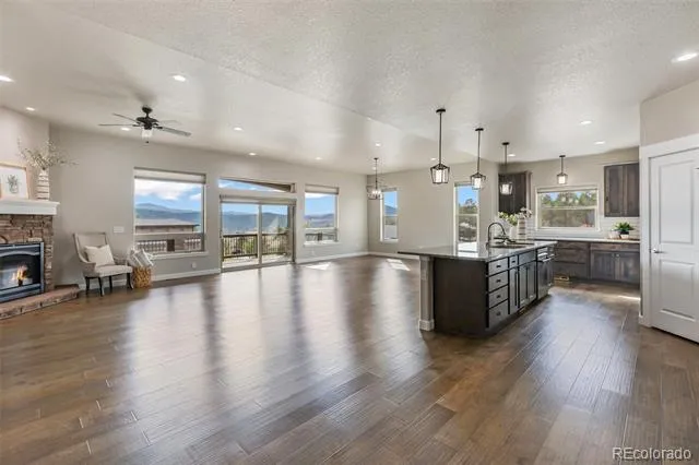 1120 Highlands Woodland Park, CO 80863