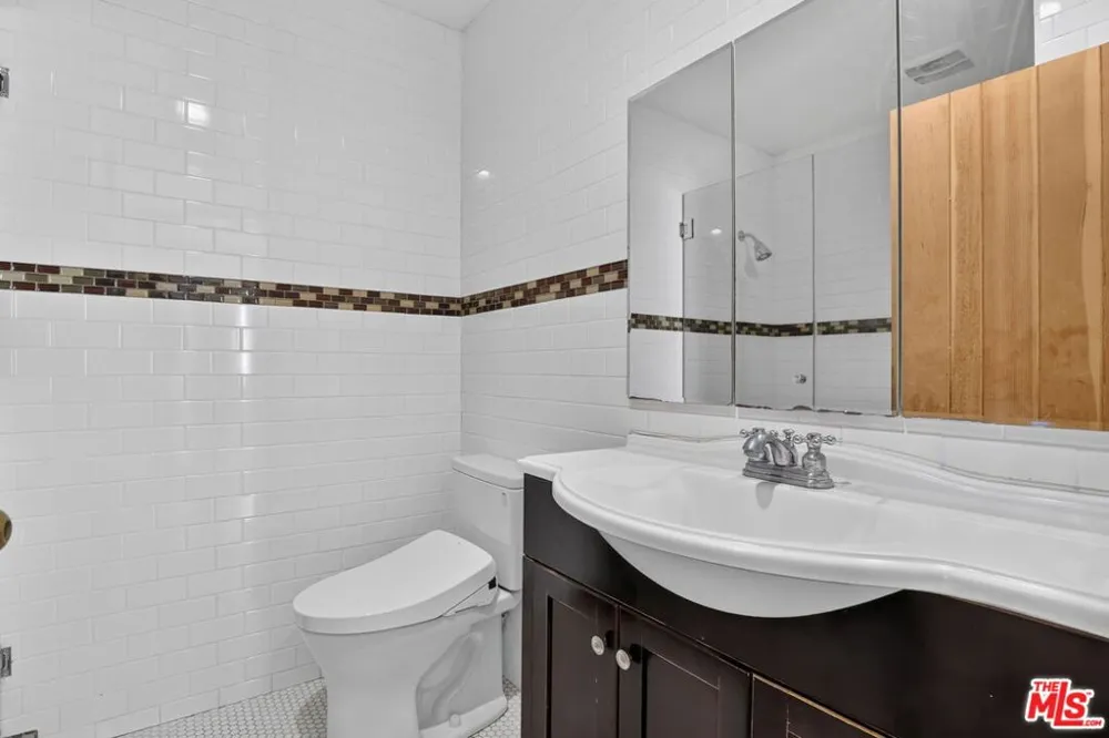 3574 Schaefer Street Culver City, CA 90232