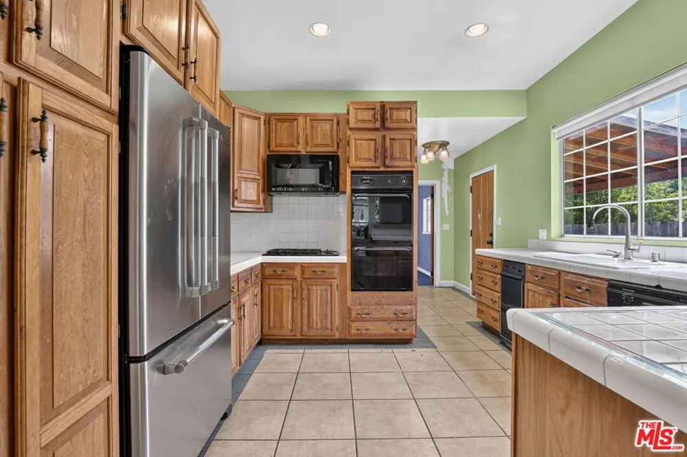 3574 Schaefer Street Culver City, CA 90232