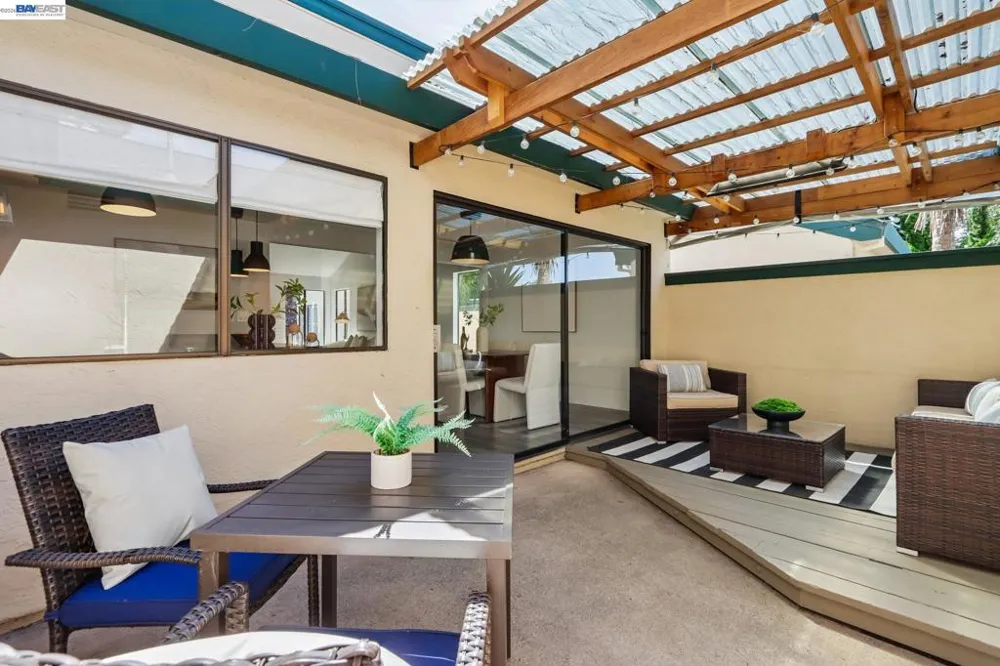 1110 Ironwood Rd Alameda, CA 94502