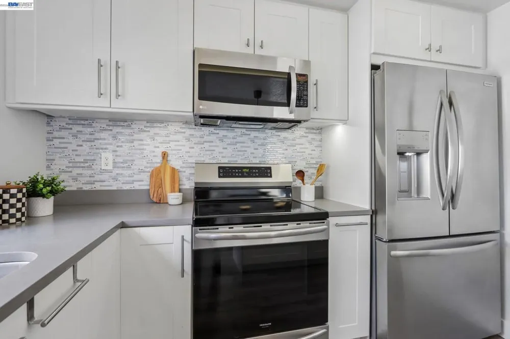 1110 Ironwood Rd Alameda, CA 94502