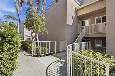 10056 Maya Linda Road #3102