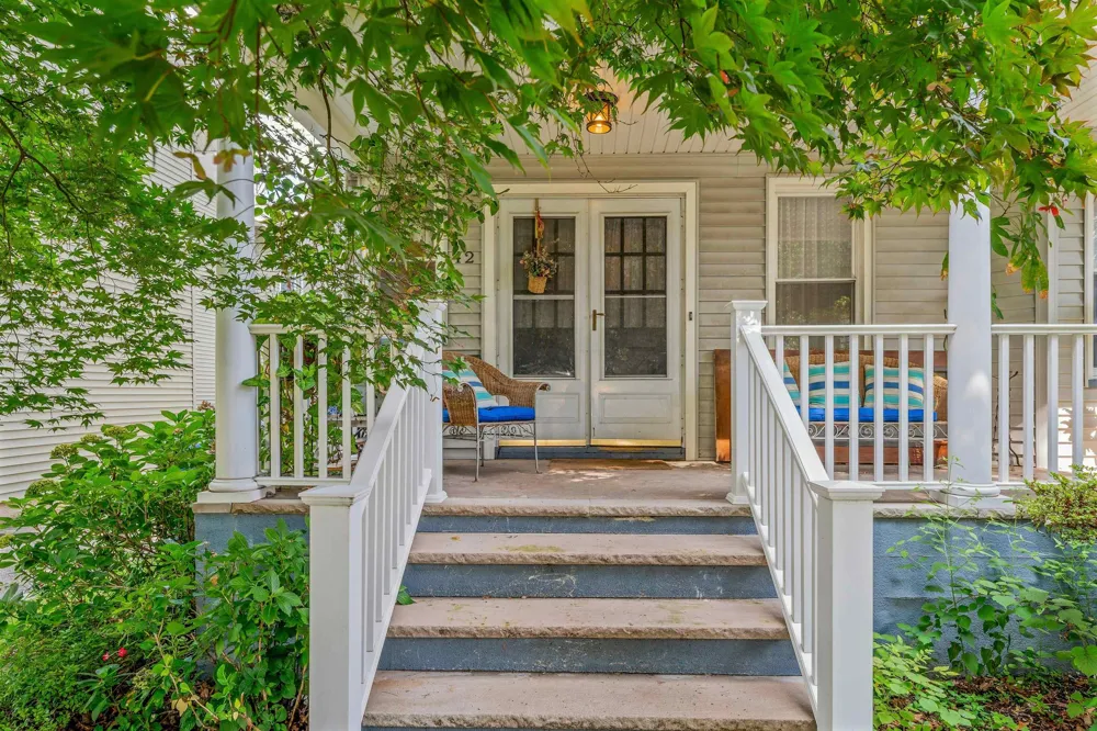 42 DONALDSON AVE Rutherford, NJ 07070