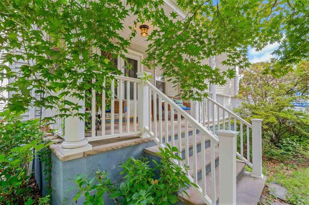 42 DONALDSON AVE Rutherford, NJ 07070