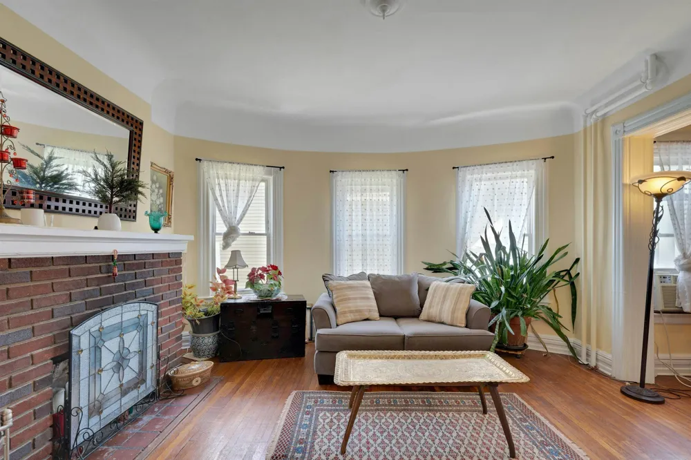 42 DONALDSON AVE Rutherford, NJ 07070