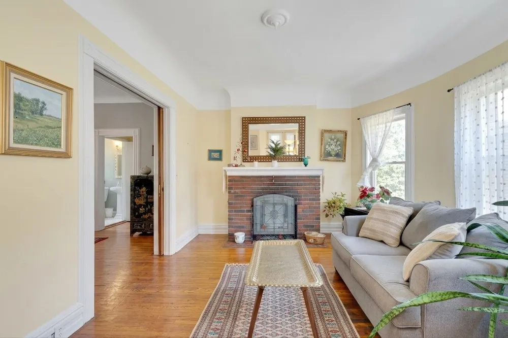 42 DONALDSON AVE Rutherford, NJ 07070