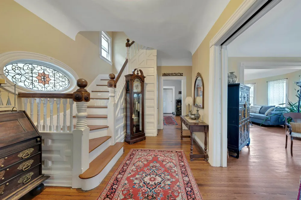 42 DONALDSON AVE Rutherford, NJ 07070