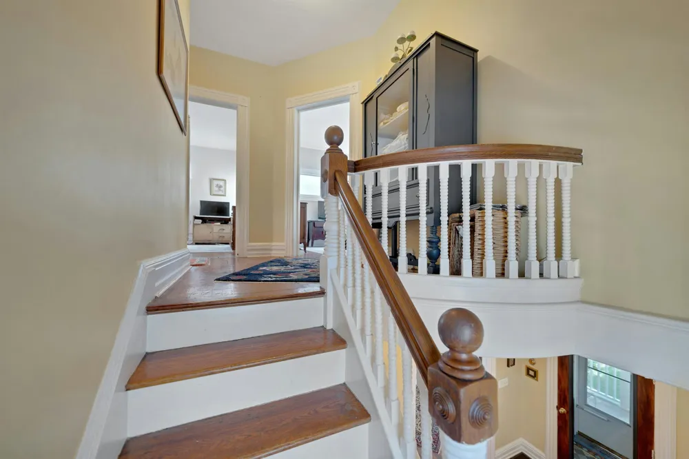 42 DONALDSON AVE Rutherford, NJ 07070