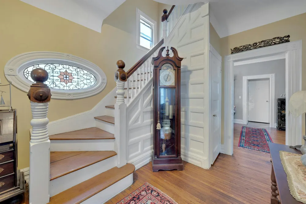 42 DONALDSON AVE Rutherford, NJ 07070