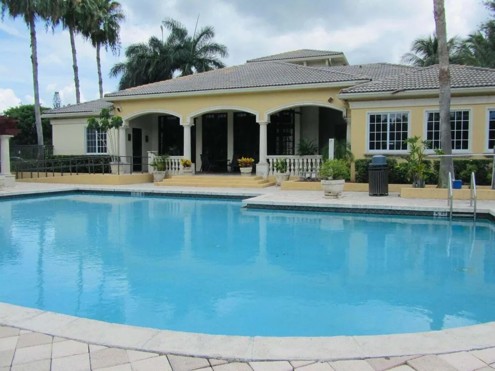 300 CRESTWOOD COURT #309 Royal Palm Beach, FL 33411