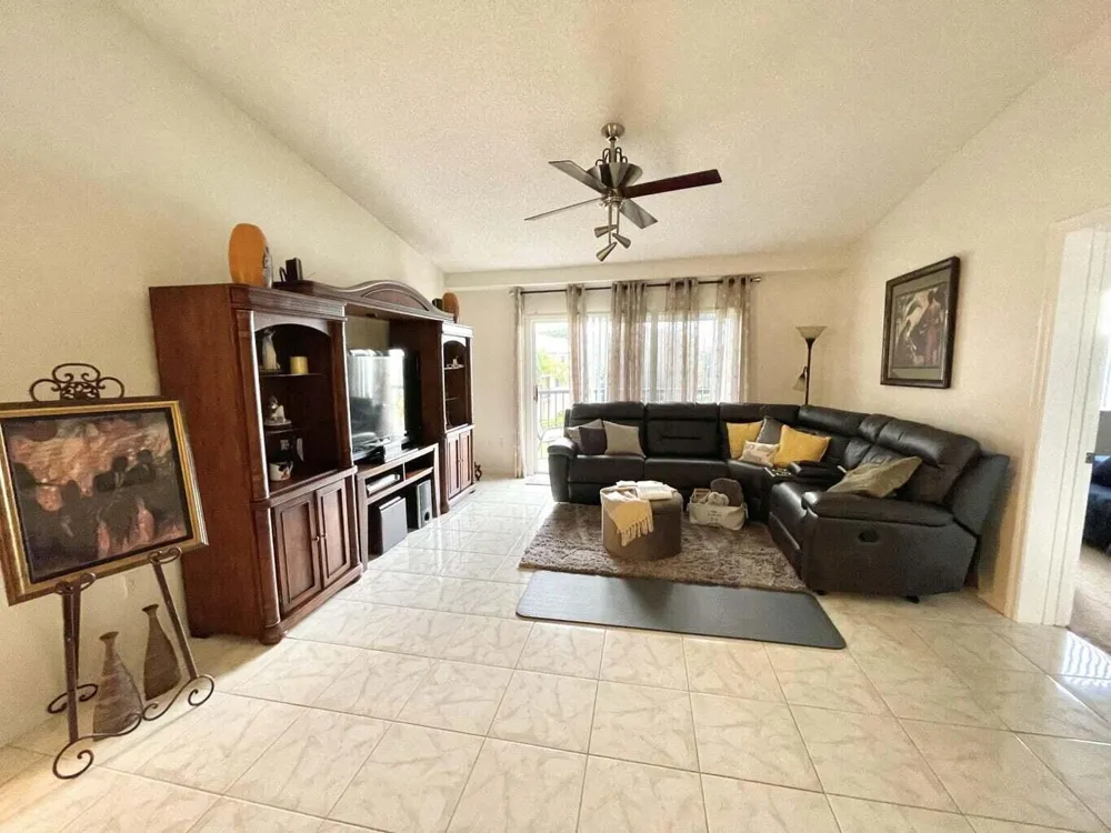 300 CRESTWOOD COURT #309 Royal Palm Beach, FL 33411