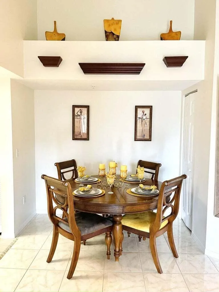 300 CRESTWOOD COURT #309 Royal Palm Beach, FL 33411