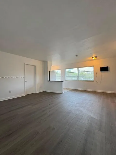 17031 NE 21st Ave #16