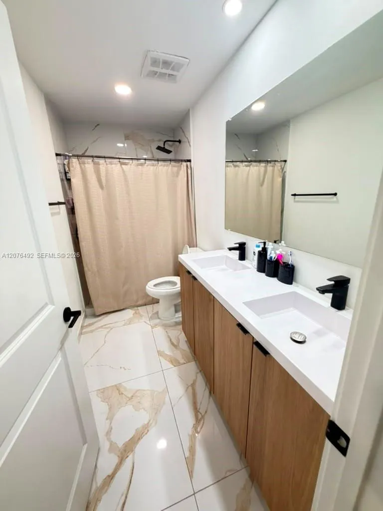 1361 NW 2nd Ter #1361 Florida City, FL 33034