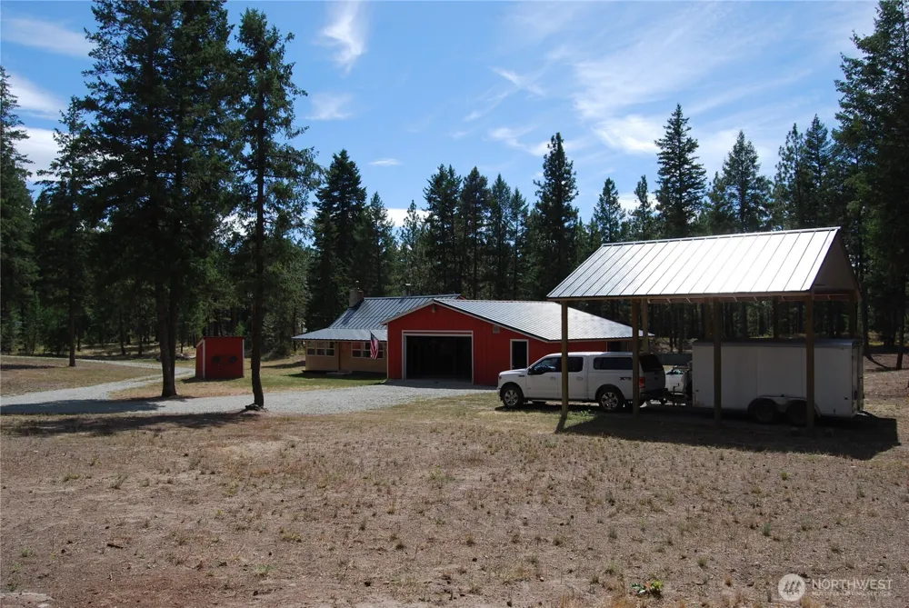 31 Summit Lake Rd Tonasket, WA 98855