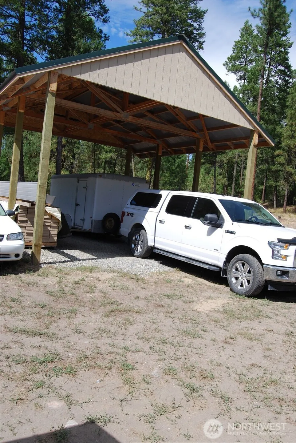 31 Summit Lake Rd Tonasket, WA 98855