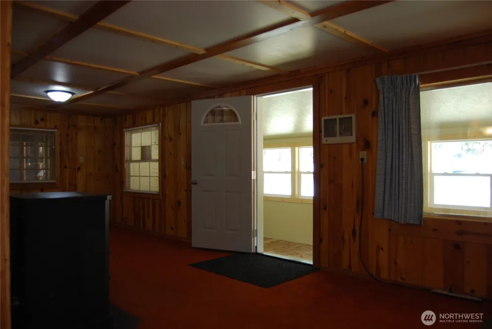 31 Summit Lake Rd Tonasket, WA 98855