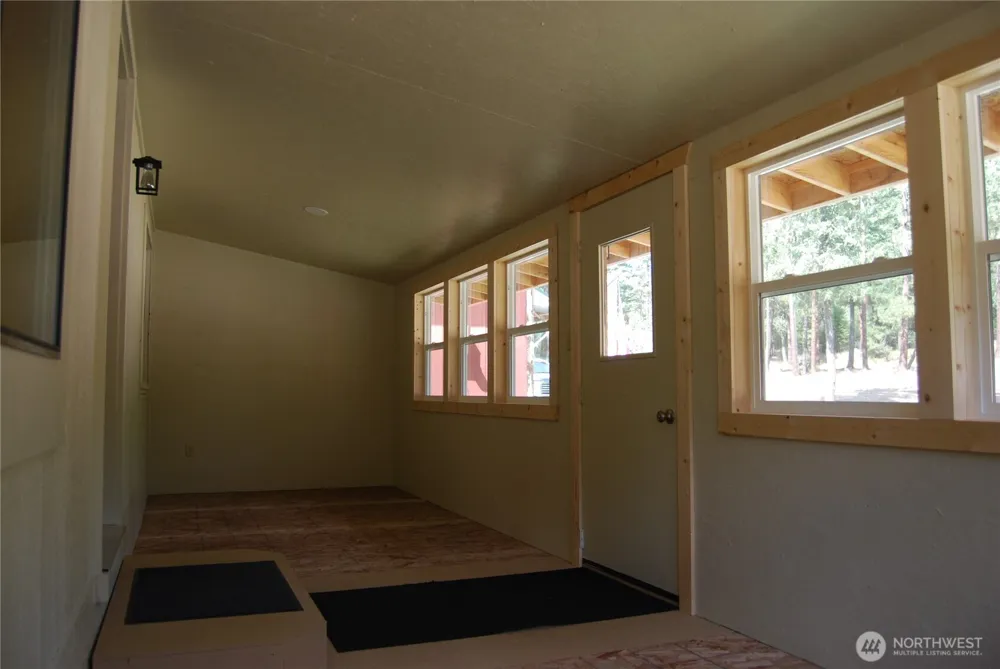 31 Summit Lake Rd Tonasket, WA 98855