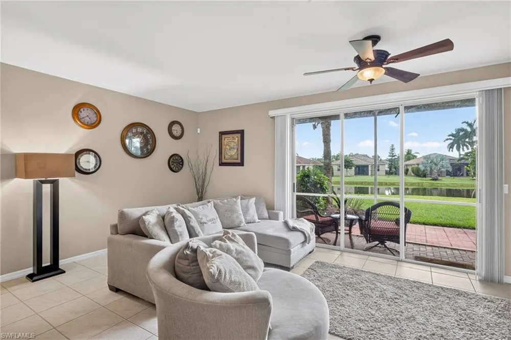 2406 Laurentina Lane Cape Coral, FL 33909