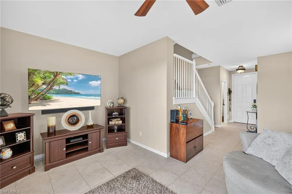 2406 Laurentina Lane Cape Coral, FL 33909