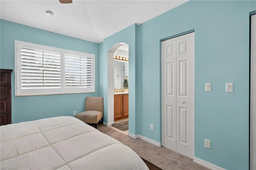 2406 Laurentina Lane Cape Coral, FL 33909