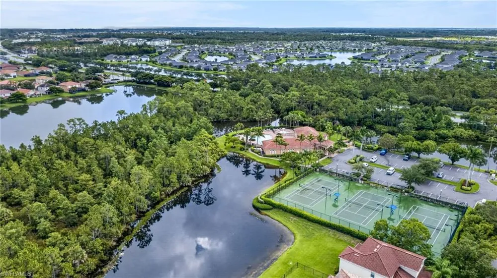 2406 Laurentina Lane Cape Coral, FL 33909
