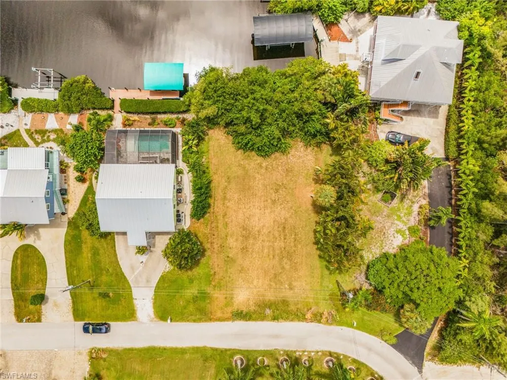 5417 Martin CV Bokeelia, FL 33922