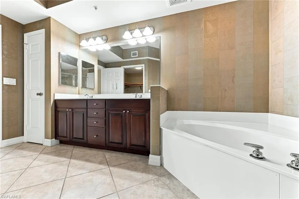 2797 1st Street #1901 Fort Myers, FL 33916