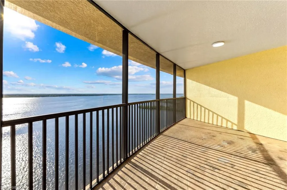 2797 1st Street #1901 Fort Myers, FL 33916