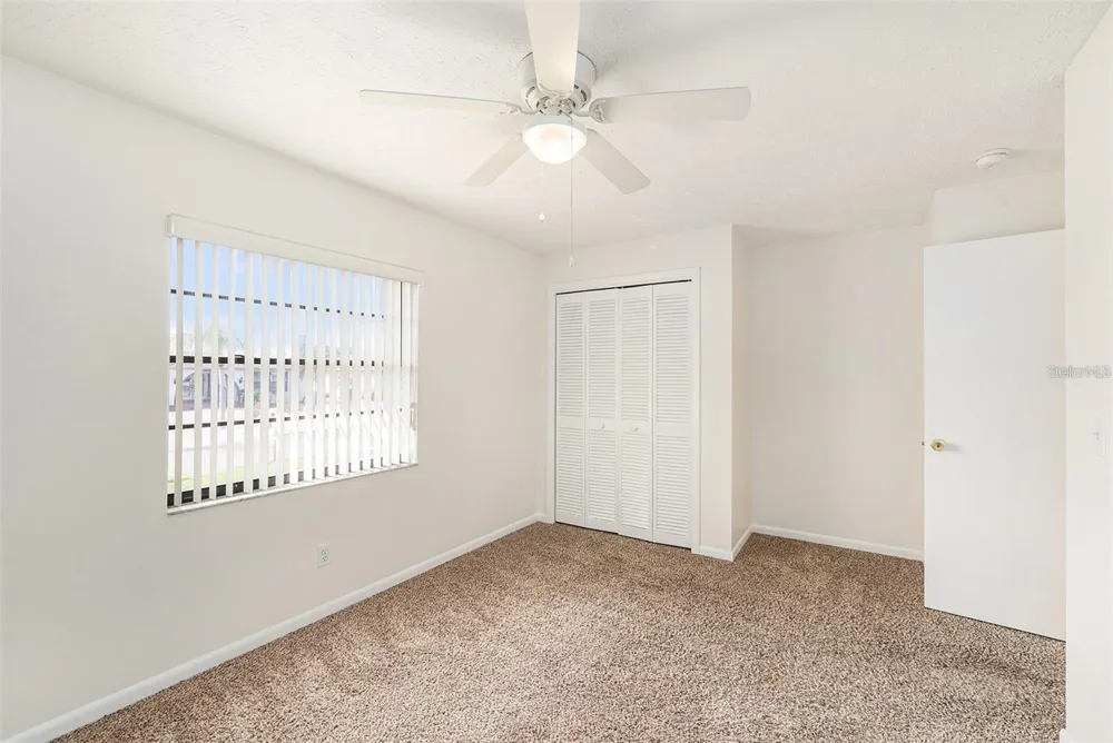 909 CHIPAWAY DRIVE Apollo Beach, FL 33572