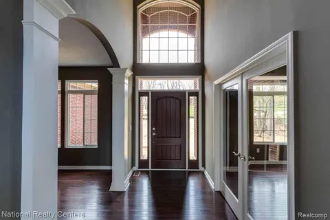 5544 Morgan Lake Drive
