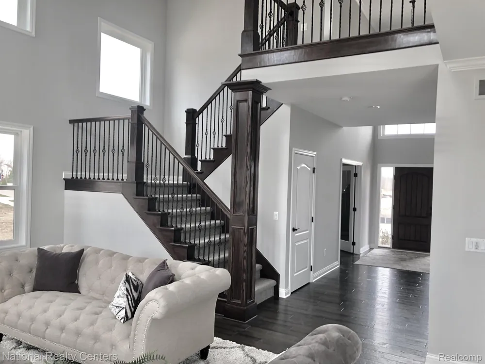 5544 Morgan Lake Drive Independence Charter Township, MI 48348