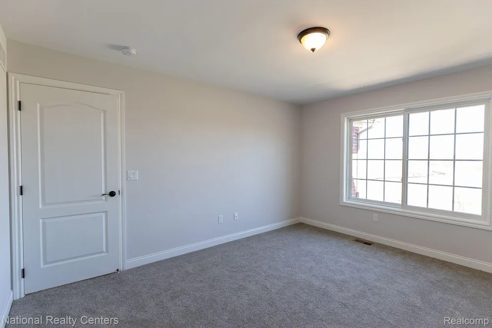 5544 Morgan Lake Drive Independence Charter Township, MI 48348