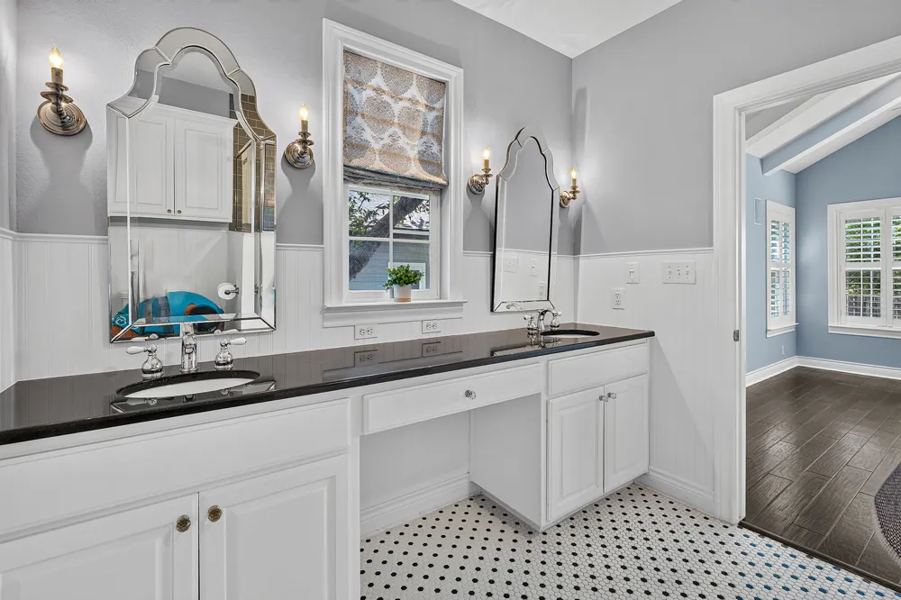 1710 Wethersfield Road Austin, TX 78703