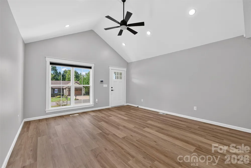 2416 4th Avenue NW Hickory, NC 28601