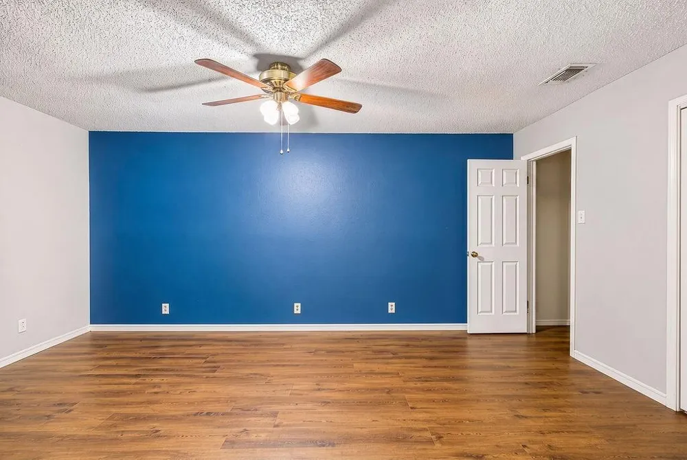 8538 Marathon Drive Universal City, TX 78148