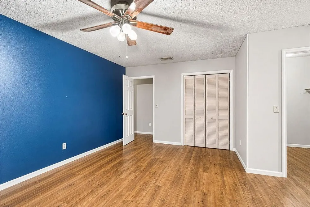 8538 Marathon Drive Universal City, TX 78148