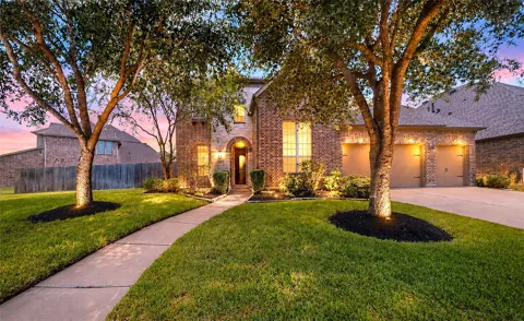 16826 E Green Ripple Circle