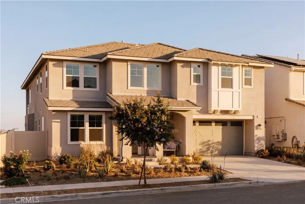 28511 Sparrow Way Saugus, CA 91350