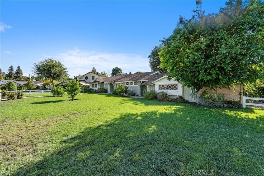 6257 Melba Avenue Woodland Hills, CA 91367