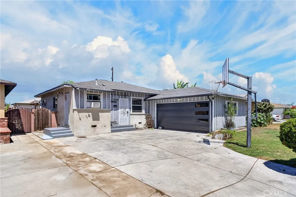 12239 Gettysburg Norwalk, CA 90650
