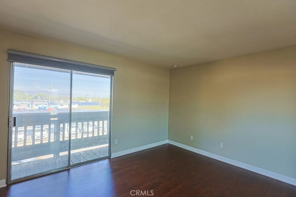 15405 Van Buren Street #6 Midway City, CA 92655
