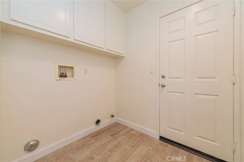 12772 Clemson Drive Eastvale, CA 92880