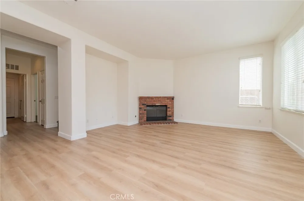 12772 Clemson Drive Eastvale, CA 92880