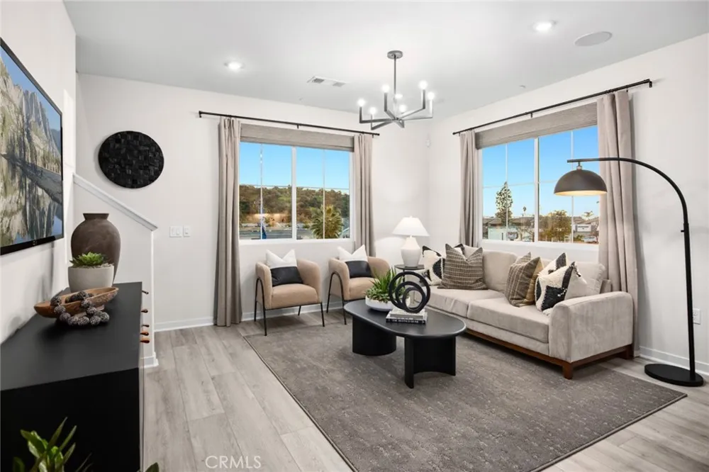 548 Gregory Way Glendora, CA 91740