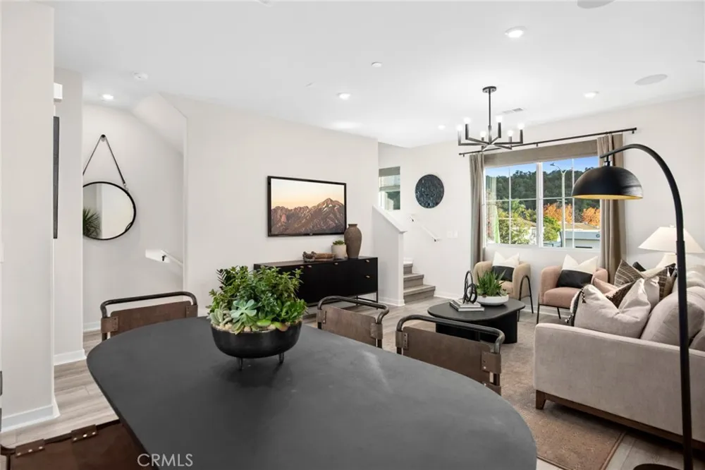 548 Gregory Way Glendora, CA 91740
