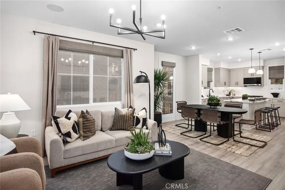548 Gregory Way Glendora, CA 91740