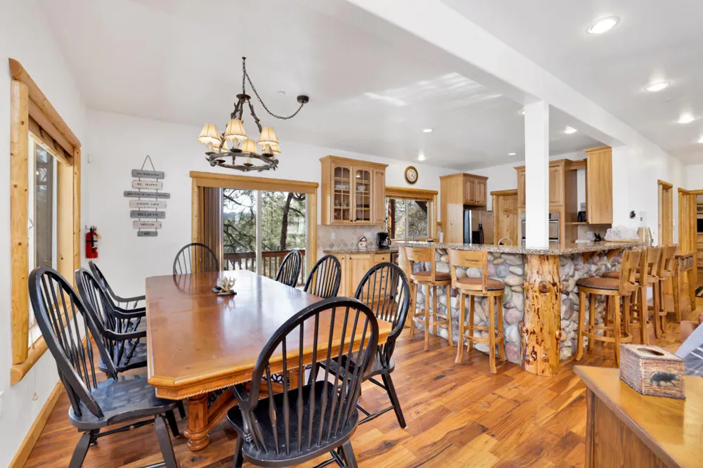 39737 Flicker Road Fawnskin, CA 92333