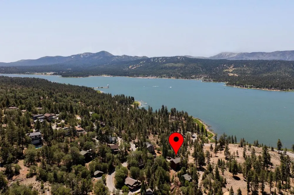 39737 Flicker Road Fawnskin, CA 92333