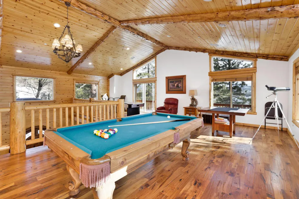 39737 Flicker Road Fawnskin, CA 92333
